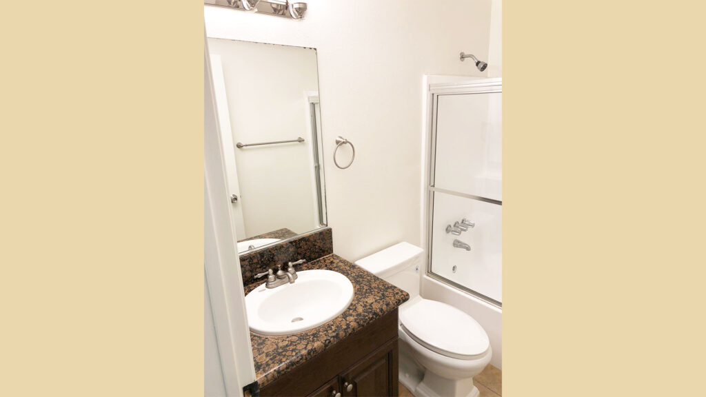Winchester Apartments Bathroom